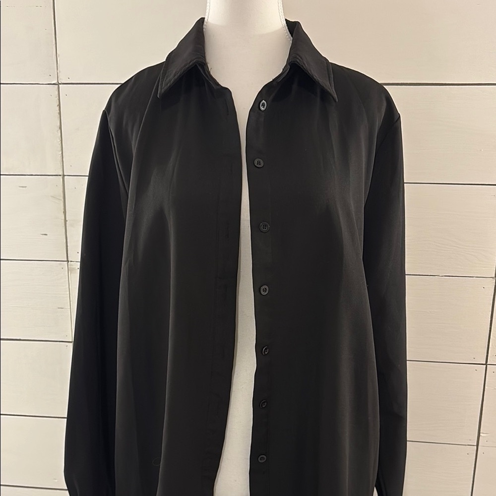 PrettyLittleThing Black Button-Up Blouse